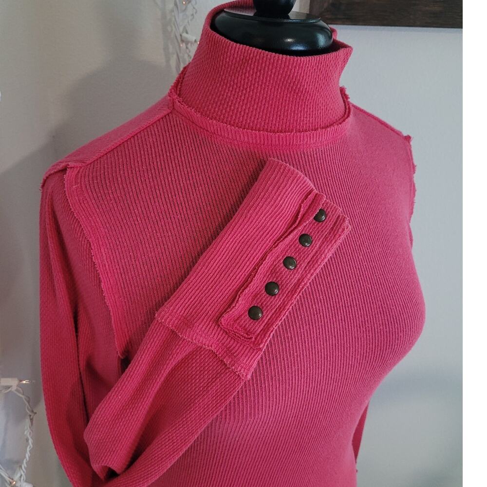 Free People We The Free Pink Thermal Mock Neck Top XS EUC